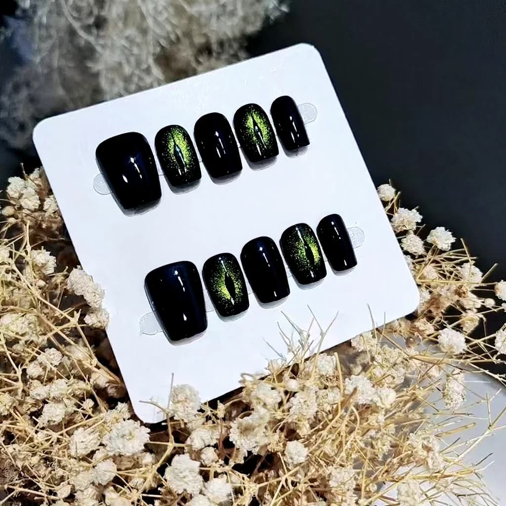 Móng Tay Giả Gothic Đen Ngắn Hình Quan Tài Họa Tiết Bướm 10 Chiếc
