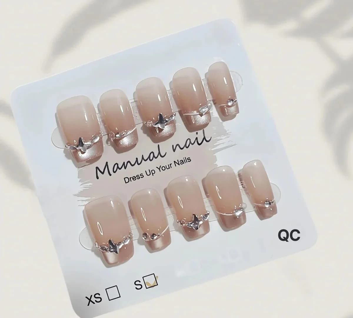 Móng Tay Giả French Tip Đính Đá Bướm Hiệu Ứng Mắt Mèo