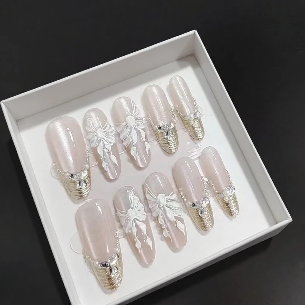 Móng Tay Dán Sẵn Họa Tiết Bướm 3D Và Hoa, Dáng Nhọn Stiletto Dài