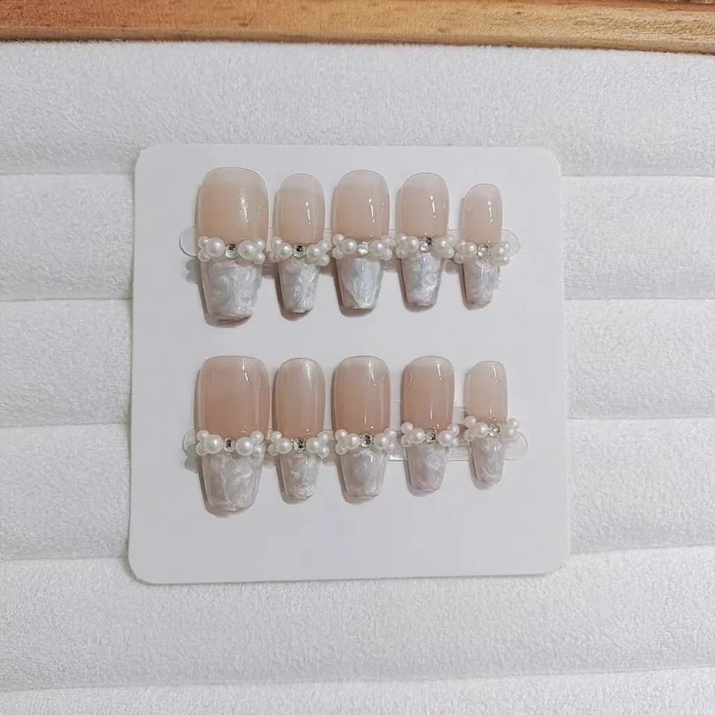 Móng Tay Giả Ốc Xà Cừ Dính Sẵn, Đính Ngọc Trai và Đá Pha Lê