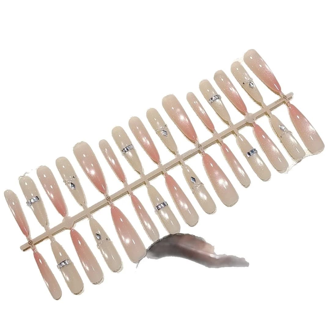 Móng Tay Đeo Sẵn Mắt Mèo Hồng Ánh Sáng Mềm Dáng Nhọn Stiletto