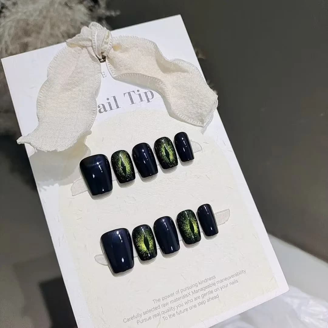 Móng Tay Giả Gothic Đen Ngắn Hình Quan Tài Họa Tiết Bướm 10 Chiếc
